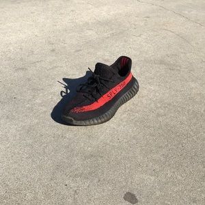 Yeezy V2 red stripe